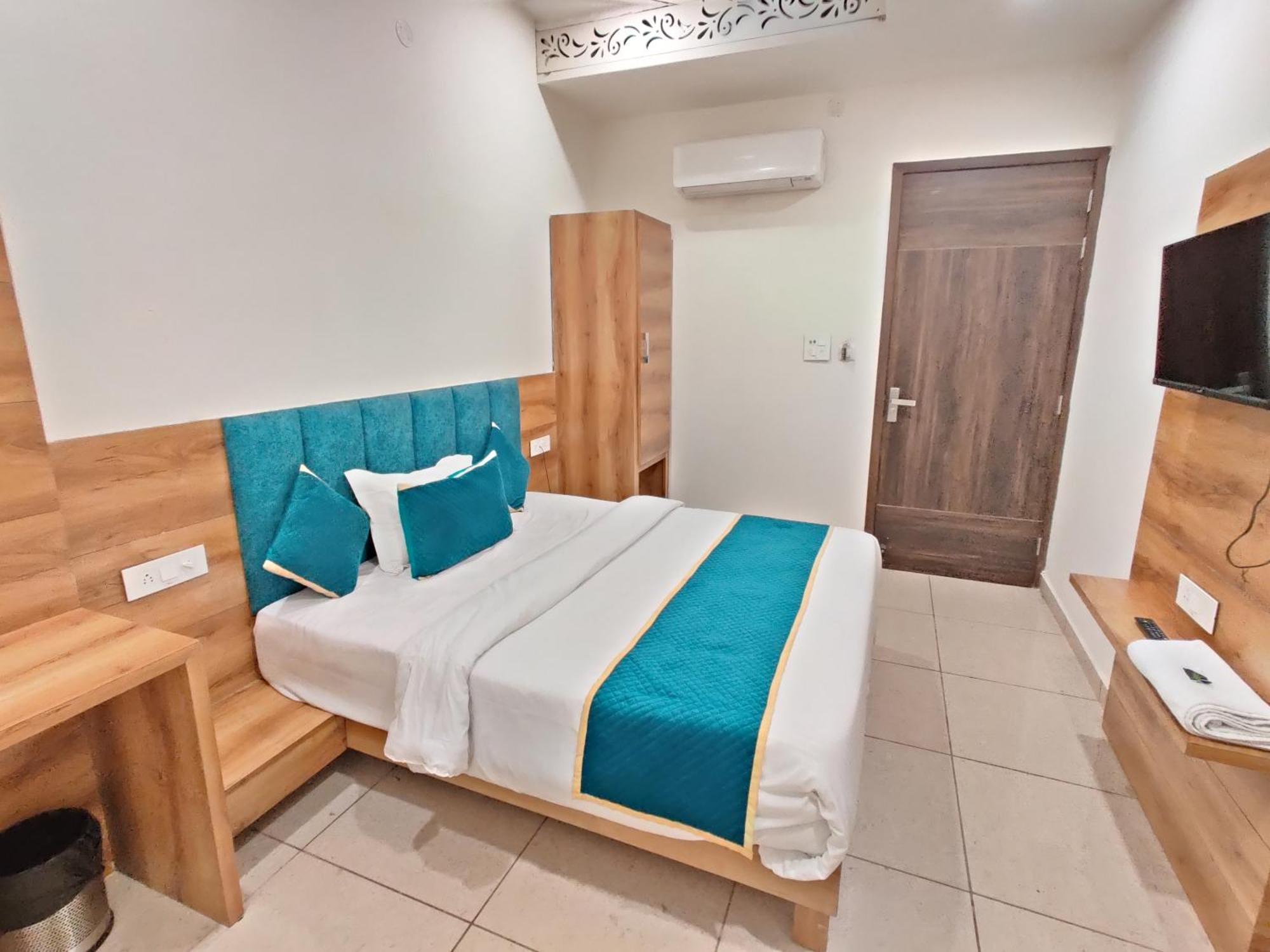Hotel D S Inn Amritsar Extérieur photo