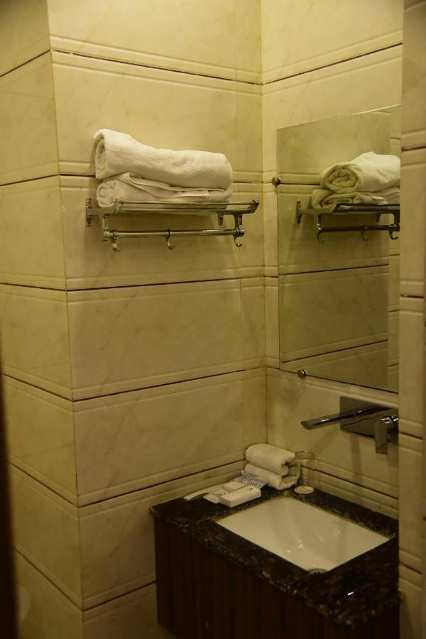 Hotel D S Inn Amritsar Extérieur photo