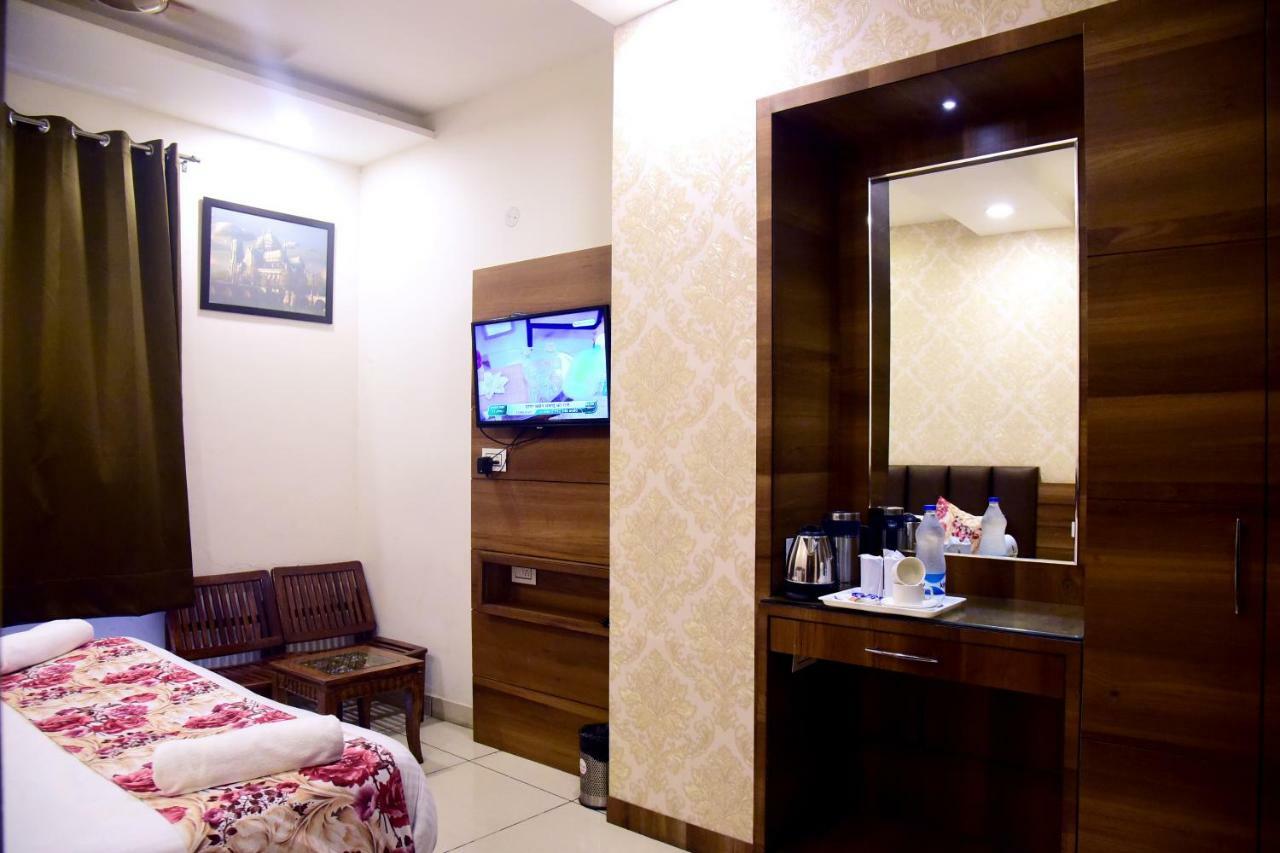 Hotel D S Inn Amritsar Extérieur photo