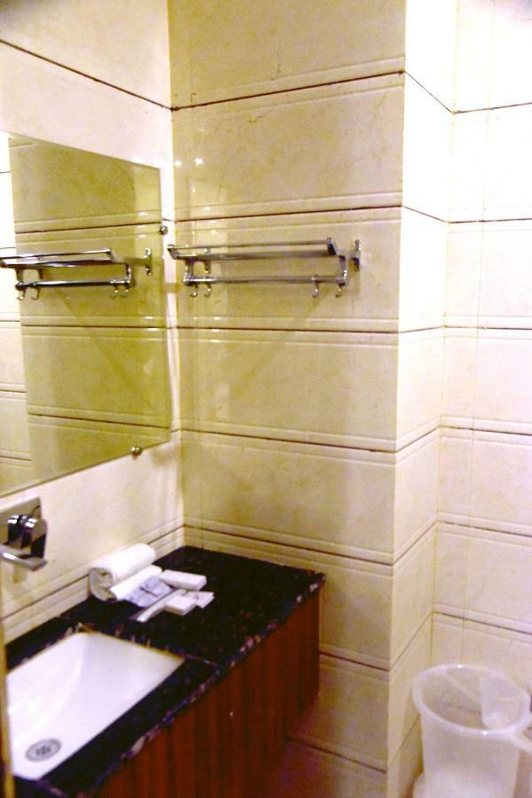 Hotel D S Inn Amritsar Extérieur photo