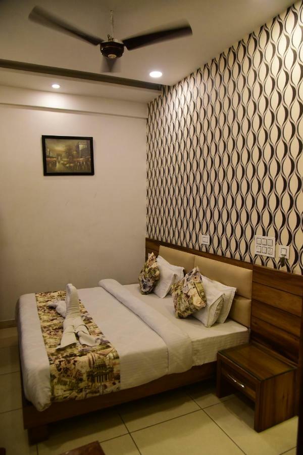 Hotel D S Inn Amritsar Extérieur photo